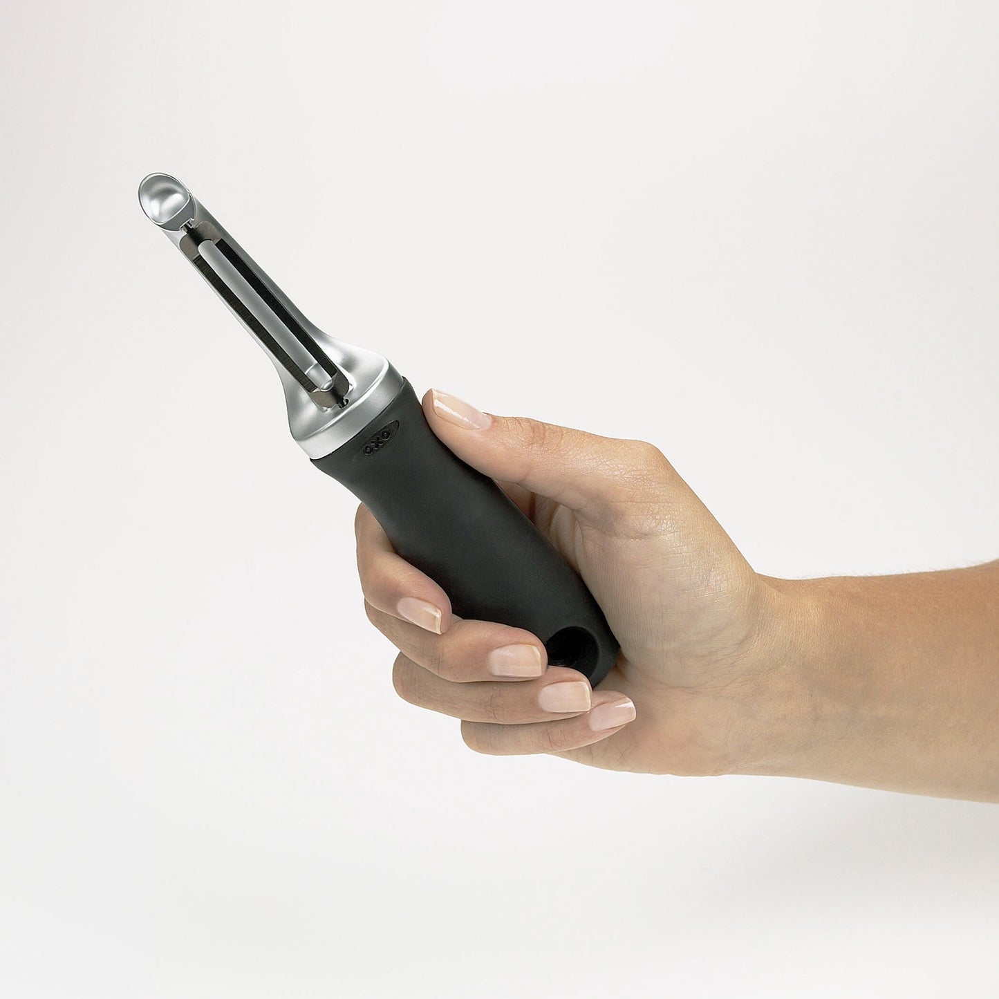 pro-swivel-peeler-h6 1057966_5_oxogoodgrips_proswivelpeeler.jpg