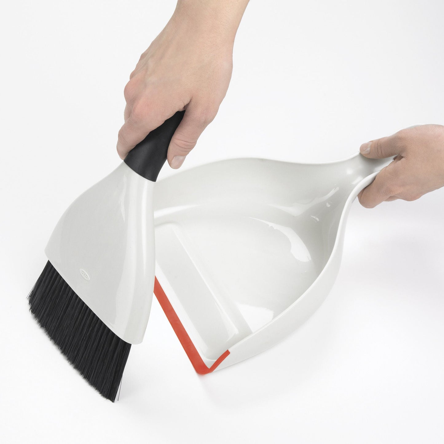 dustpan-and-brush-set-z6 1334480_2_dustpan_brush_set.jpg