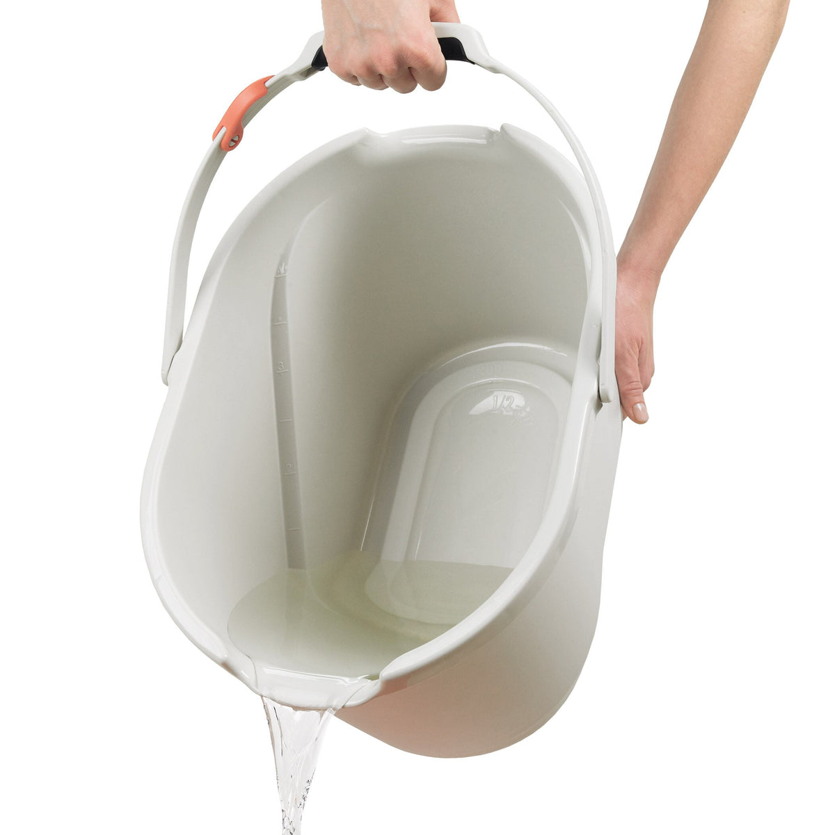 angled-measuring-bucket-c6 1367380_3_angled_measuring_bucket.jpg