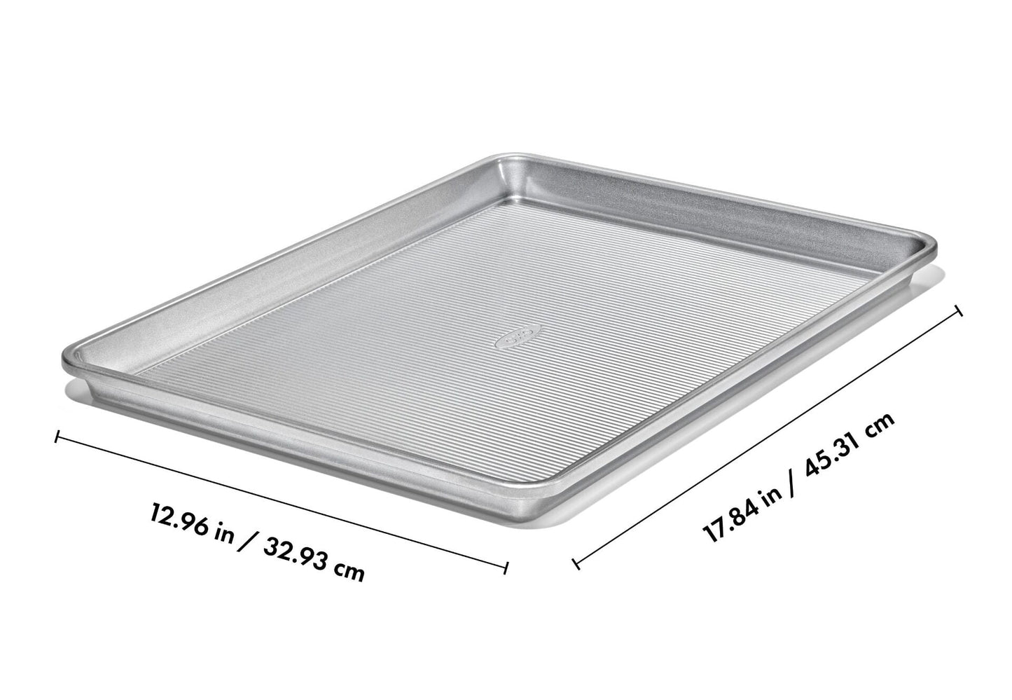 non-stick-pro-clear-coated-half-sheet-pan-j6 gg_11435300_half-sheet-pan_apdp_01_dim.jpeg