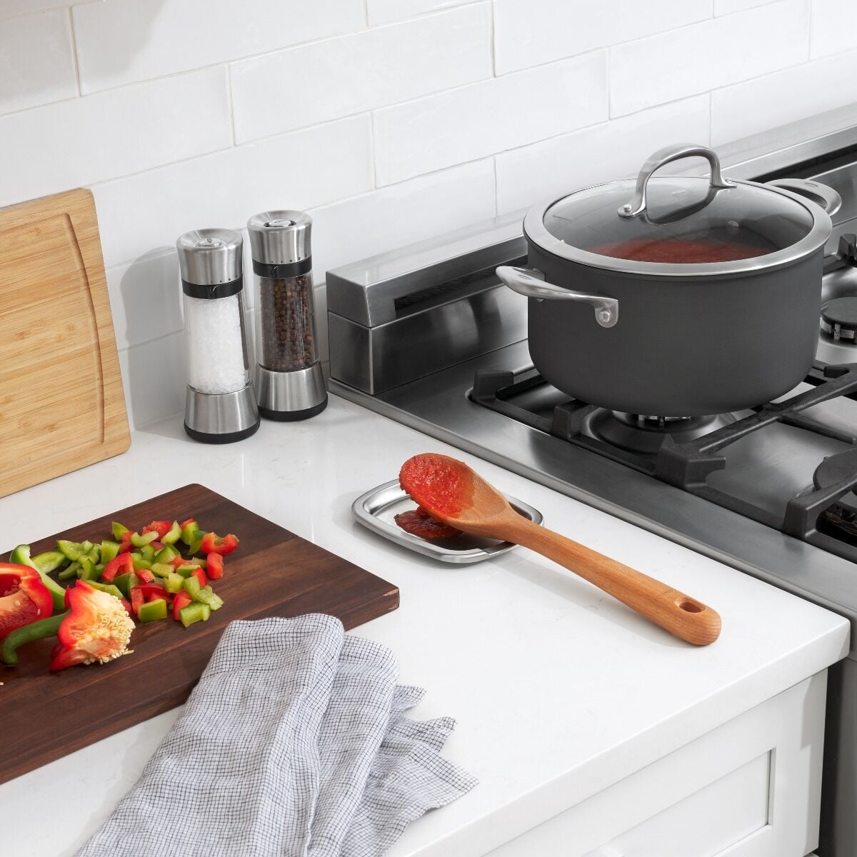 oxo-good-grips-non-slip-spoon-rest-w0 gg_13245300_9c.jpg