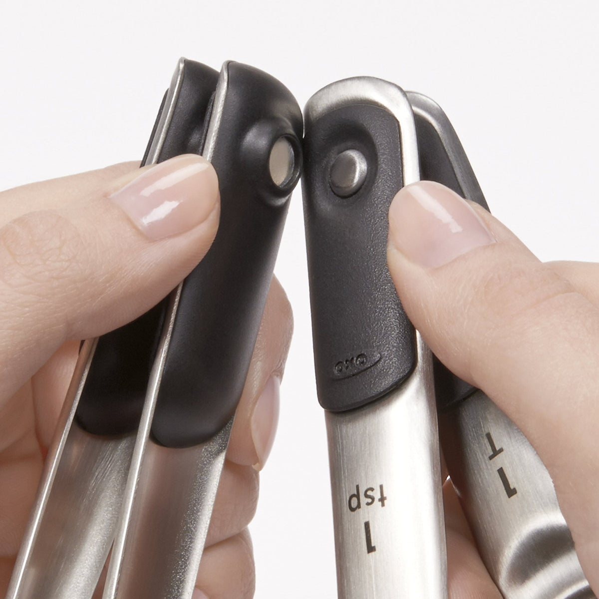 stainless-steel-measuring-spoons-u5 11132100_5_oxogoodgrips_stainlesssteelmeasuringspoons.jpg