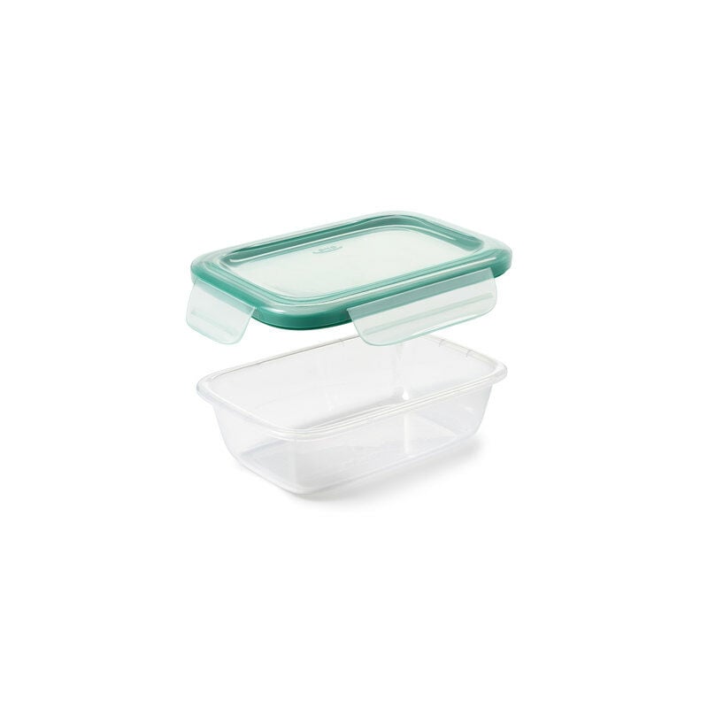 oxo-good-grips-3-cup-smart-seal-plastic-container-z0 11175300snap3cup2.jpg