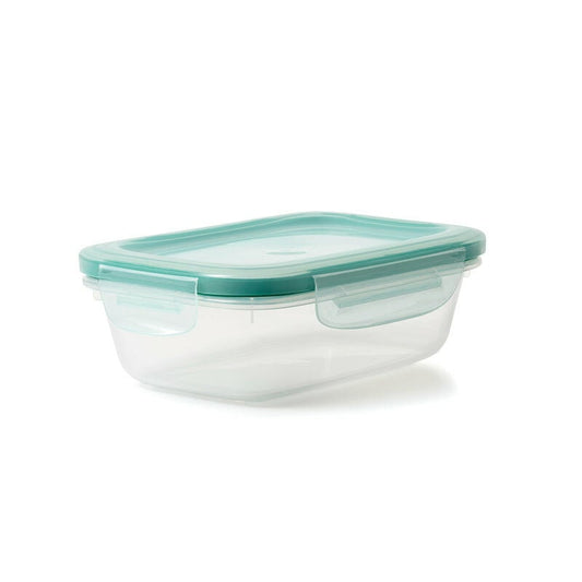 oxo-good-grips-3-cup-smart-seal-plastic-container-z0 11175300snap3cup.jpg
