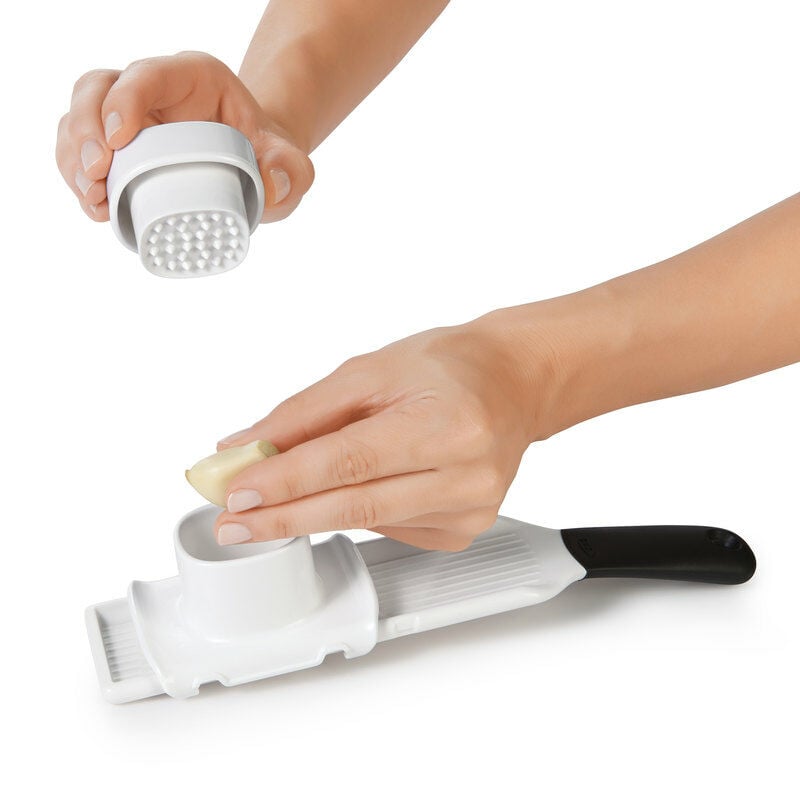 oxo-good-grips-garlic-slicer-k2 111786003.jpg