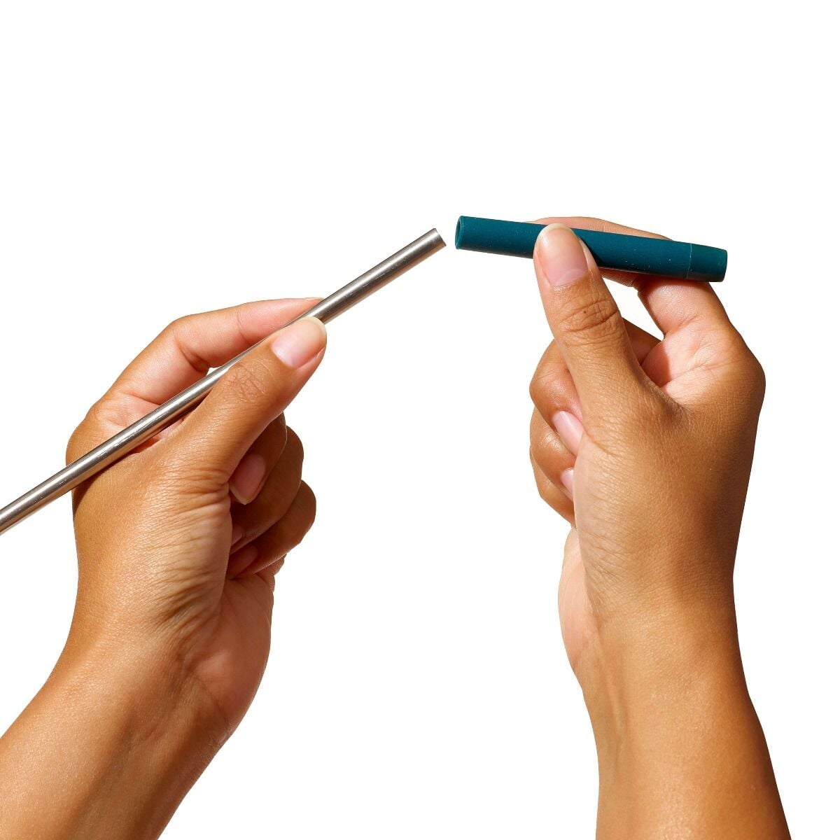 4-piece-reusable-straw-and-brush-set-with-case-p1 11300200_4b_1_.jpg