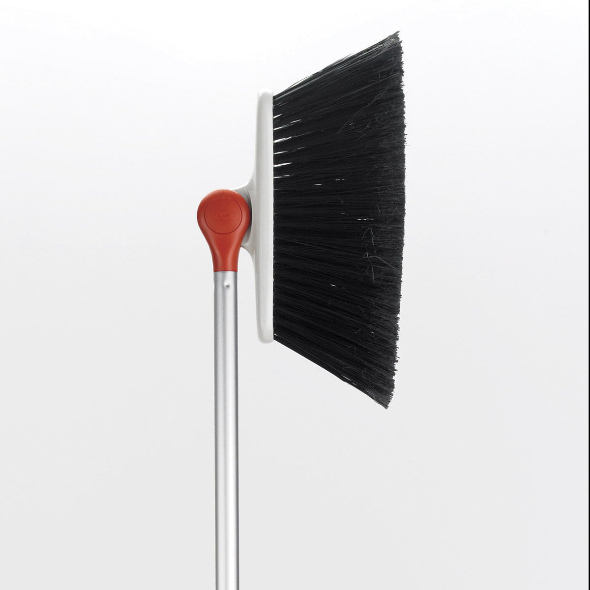 any-angle-broom-q6 1336580_2_any-angle_broom.jpg