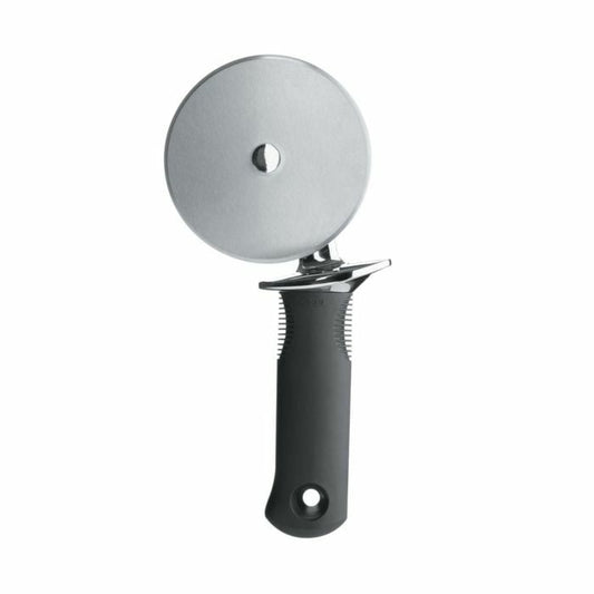 oxo-good-grips-4-pizza-wheel-n3 26681.jpg
