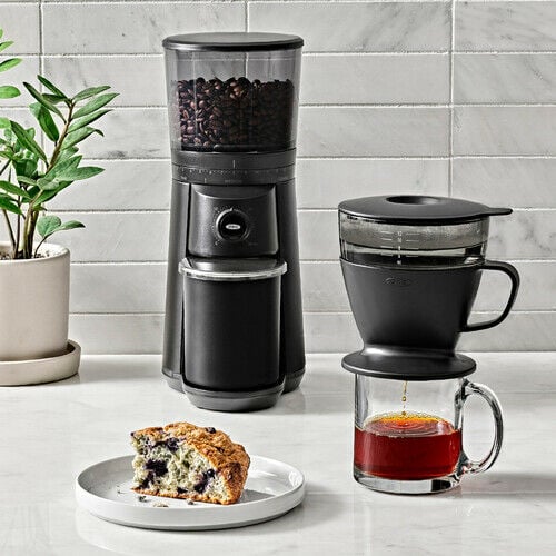 pour-over-coffee-maker-with-water-tank-matte-black-c0 7d28a9ce-c9cd-4014-a69e-e3e7b45c7980.jpg
