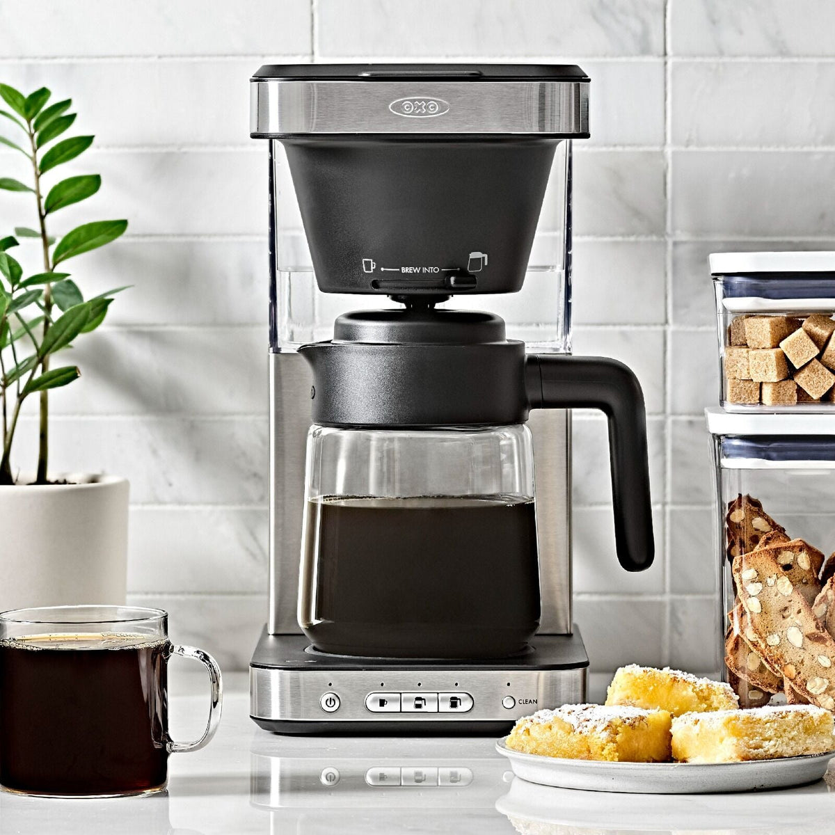 8-cup-coffee-maker-with-podless-single-serve-function-and-glass-carafe-o4 brew_8722000_8-cup-glass-coffee-maker-podless_pdp_01.jpeg