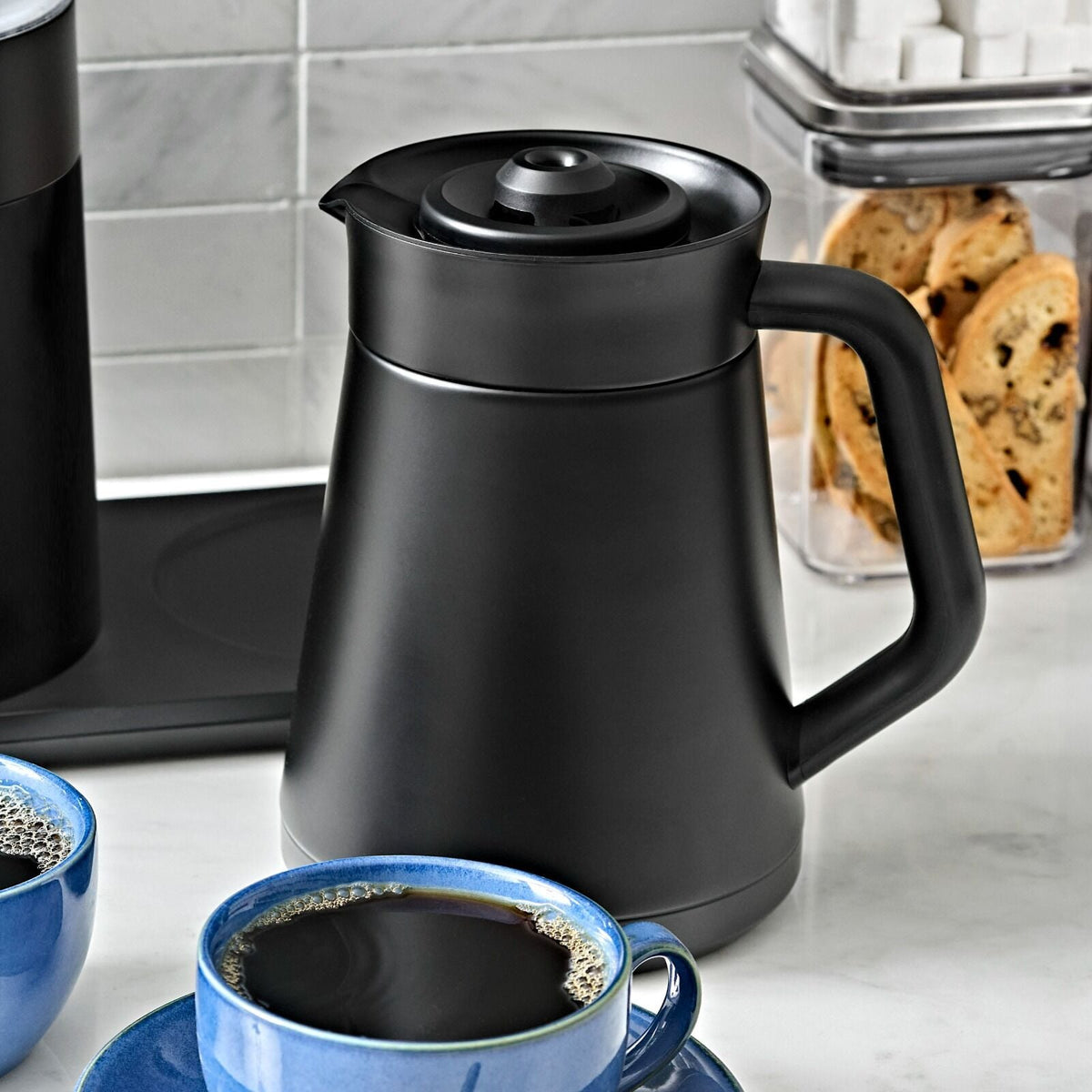 replacement-carafe-for-9-cup-coffee-maker-matte-black-u7 brew_8725100_9-cup-coffee-maker-black-carafe_pdp_02_1_.jpeg