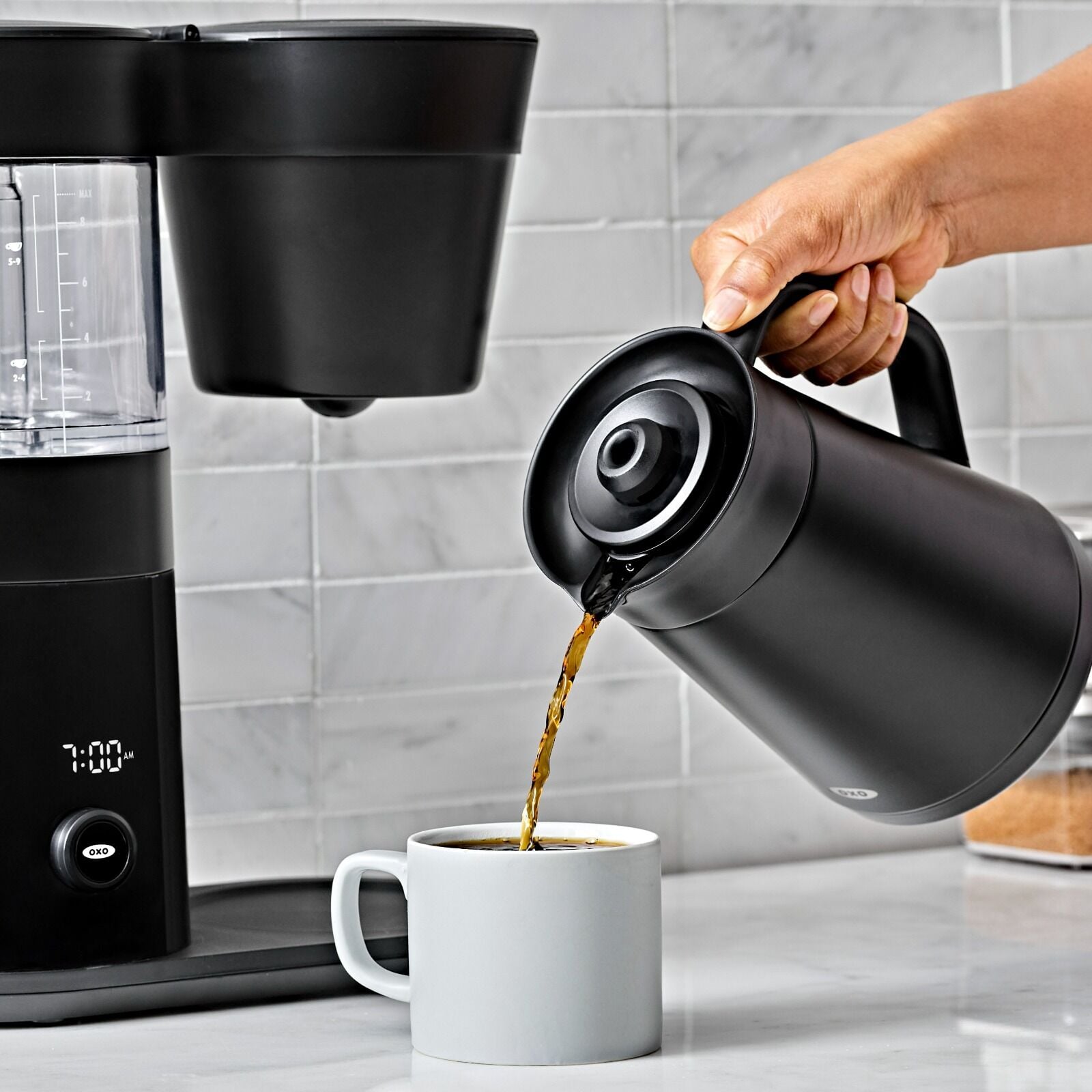 9-cup-coffee-maker-matte-black-p8 brew_9-cup-coffee-maker-black_pdp_07.jpeg