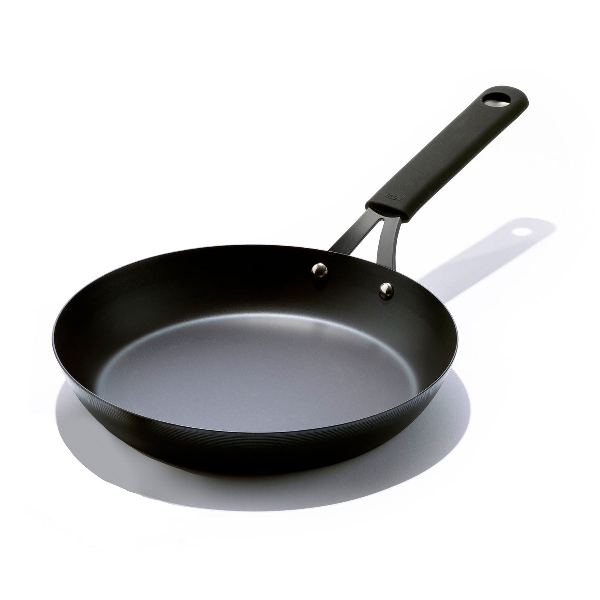carbon-steel-obsidian-series-10-inch-frypan-with-silicone-sleeve-p7 cc005100-001-1.jpg