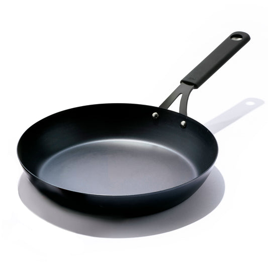 oxo-carbon-steel-obsidian-series-12-inch-frypan-with-silicone-sleeve-y6 cc005101-001-1.jpg