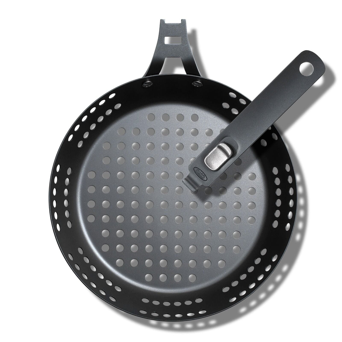 outdoor-10-perforated-carbon-steel-pan-g0 cc007441_10inpreseasonedbbqpan_pdp_02.jpg