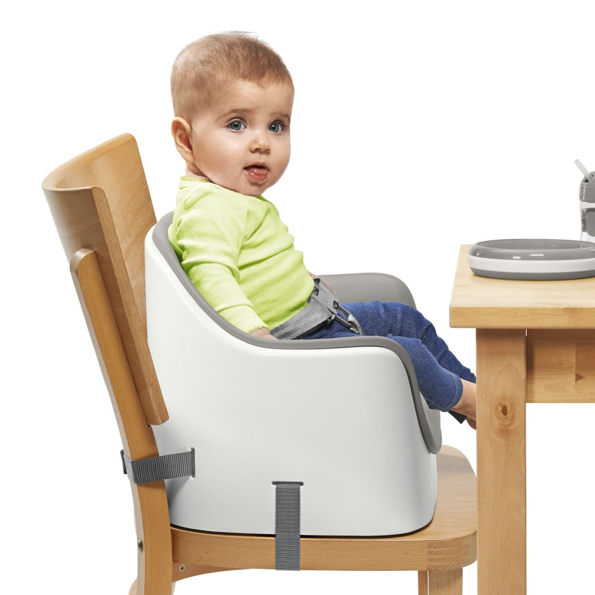nest-booster-seat-with-removable-cushion-q1 e46fclwjikwby3rfczub.jpg