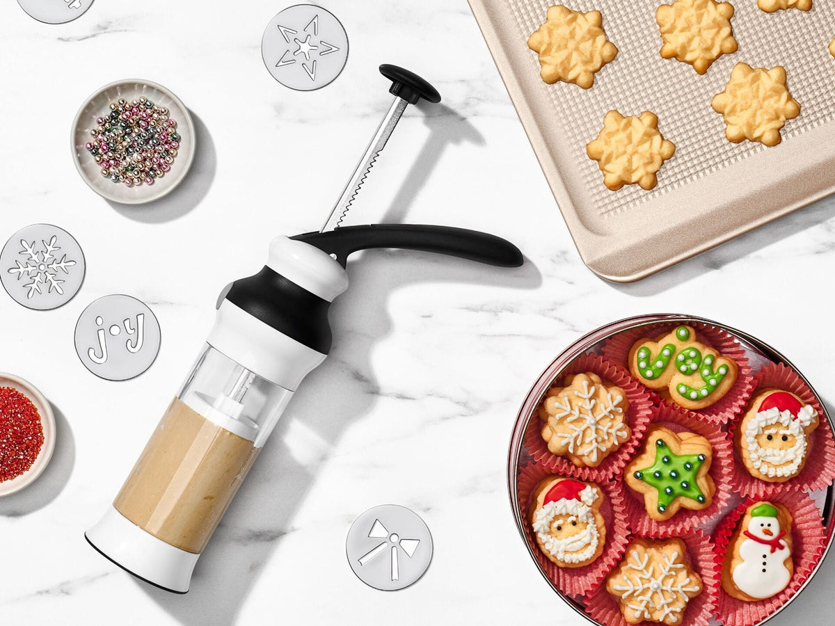 holiday-cookie-press-and-disk-set-bundle-n8 gg_11177800_9-banner.jpg