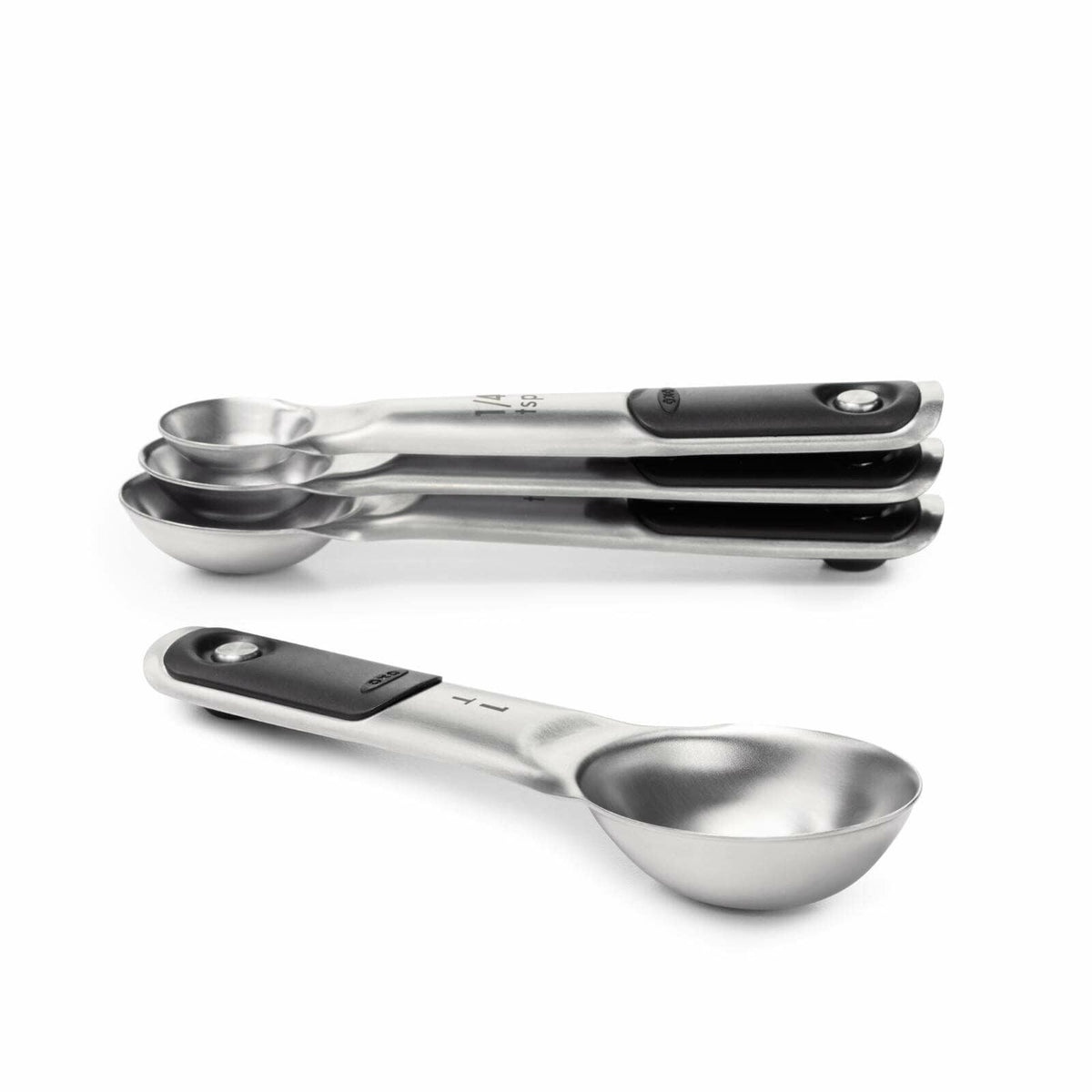 stainless-steel-measuring-cups-and-spoons-set-d0 gg_11180500_1a.jpg