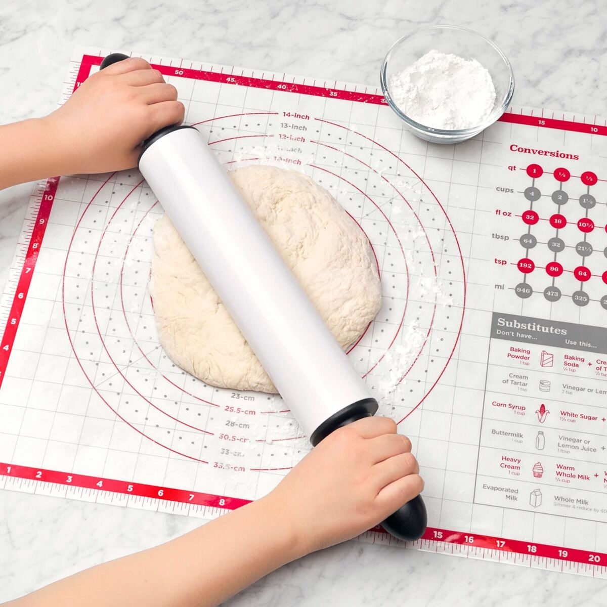 oxo-silicone-pastry-mat-w8 gg_11211300_4b_1_.jpg