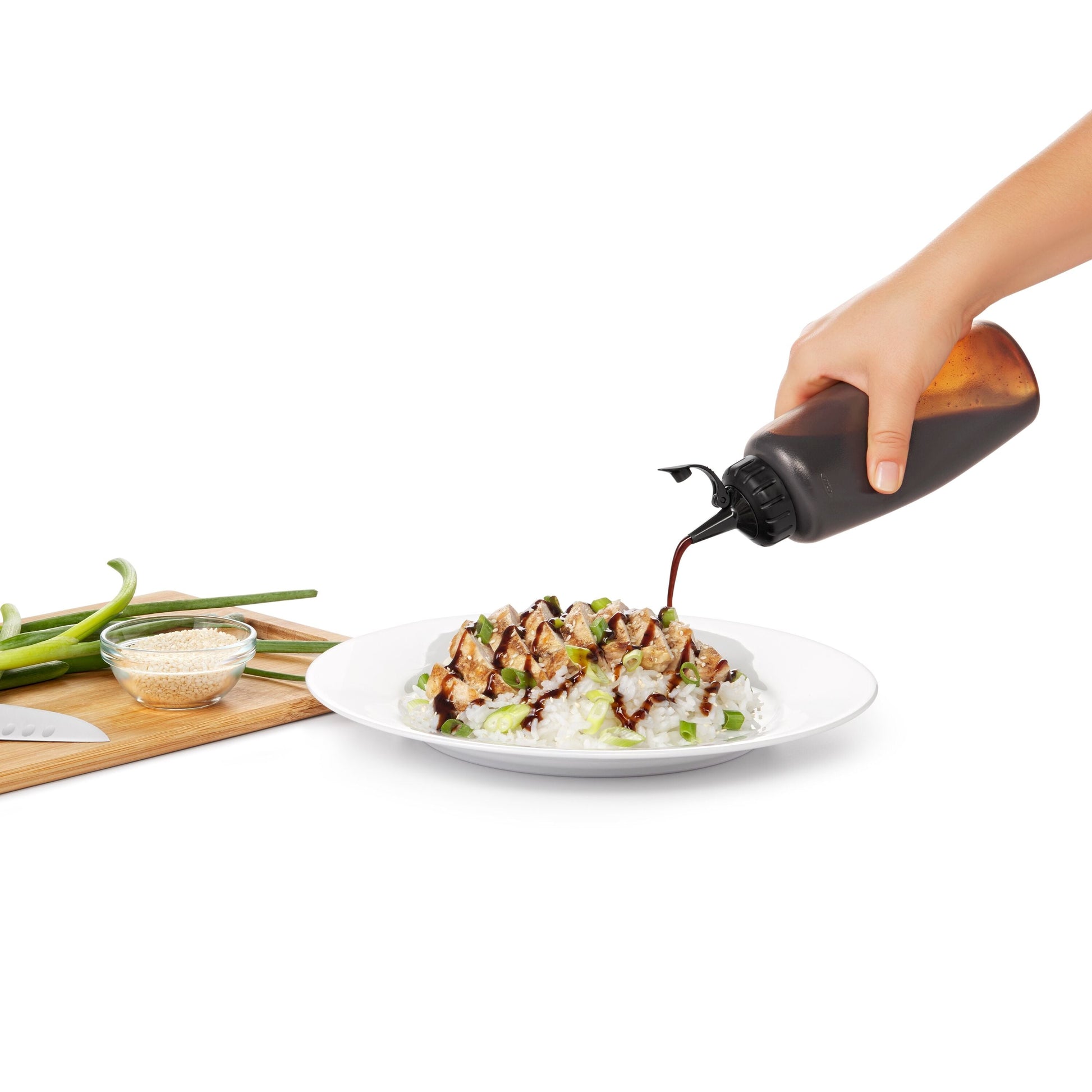 oxo-chef-s-squeeze-bottles-12-ounces-k7 gg_11219300_4d.jpg