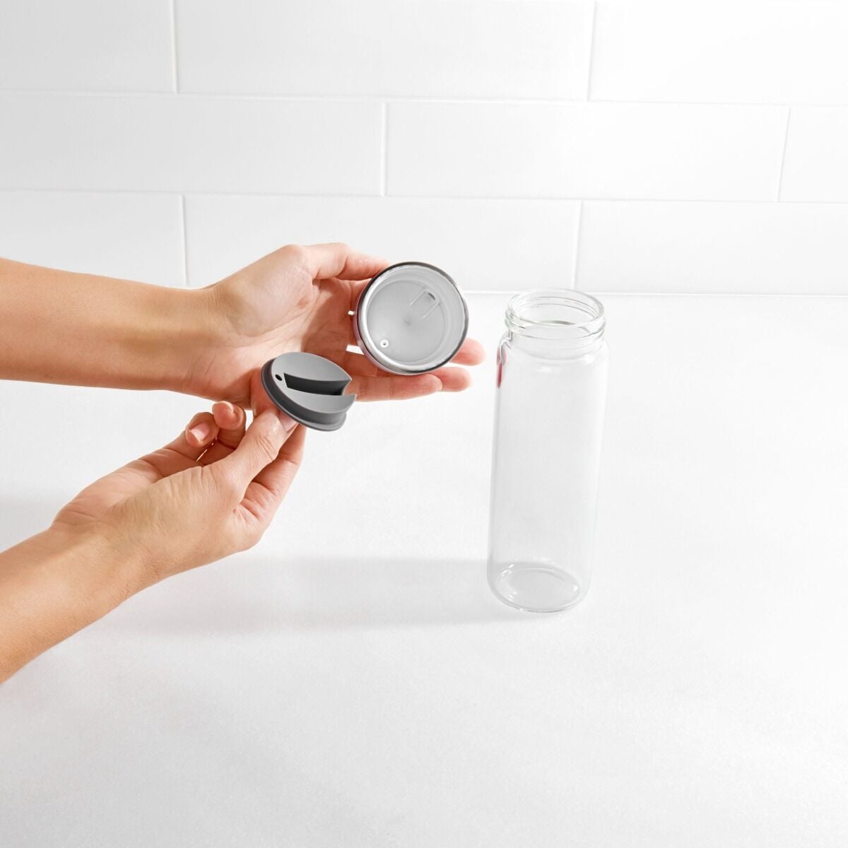 precision-pour-glass-dispenser-12-oz-d0 gg_11247900_4b.jpg