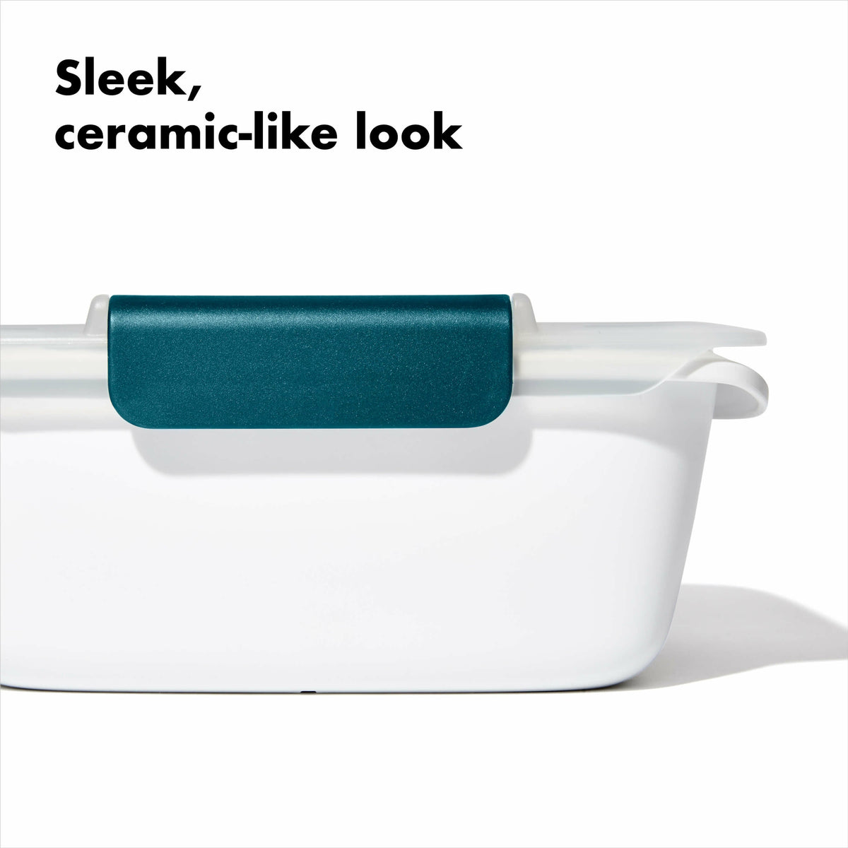 prep-and-go-salad-container-p1 gg_11301500___8b_1_.jpg