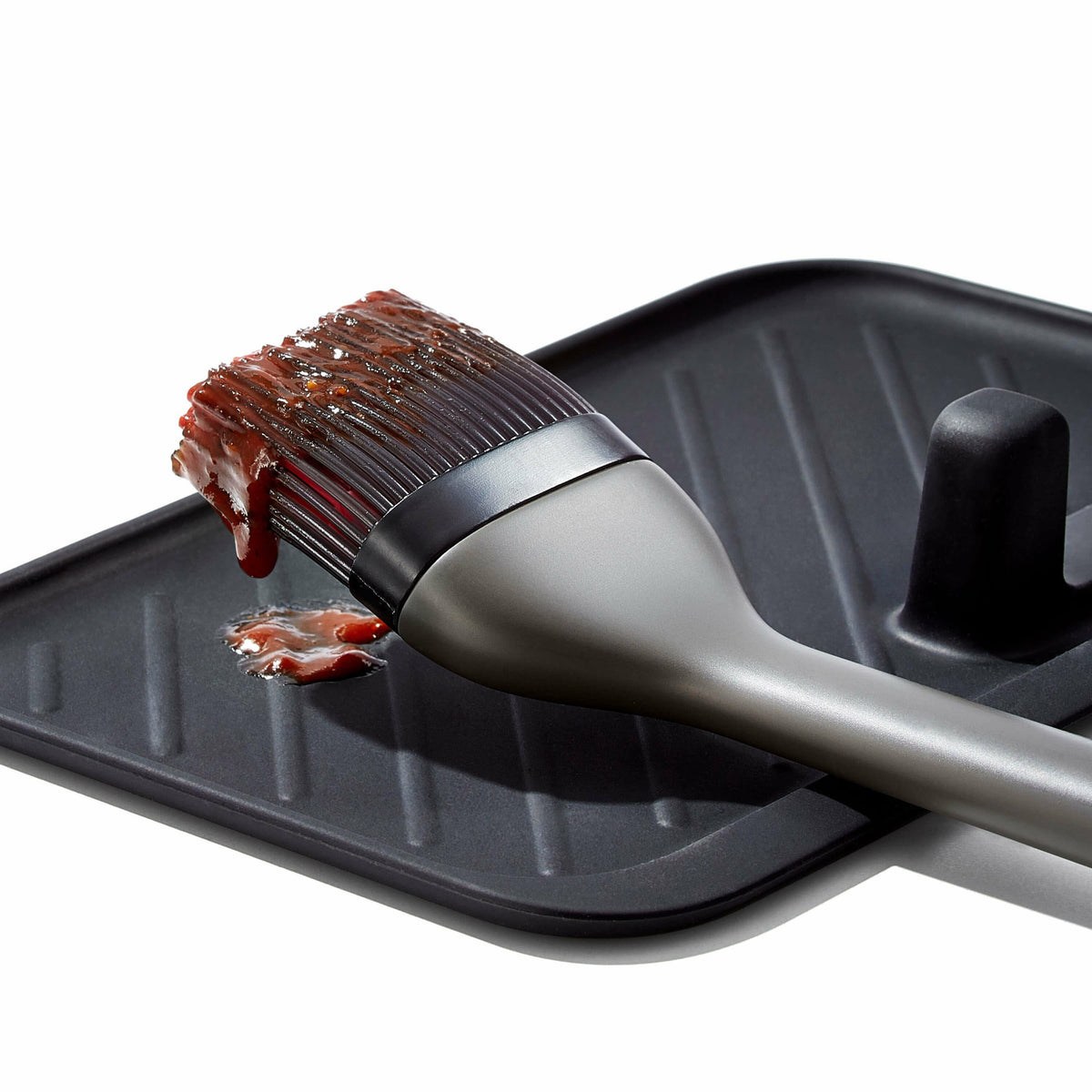 grilling-basting-brush-m2 gg_11309300_050620_4_rgb_1_.jpg