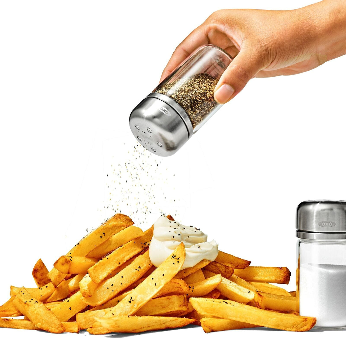 glass-adjustable-shaker-set-j3 gg_11312600_adjustablesaltandpeppershakers_pdp_05.jpeg