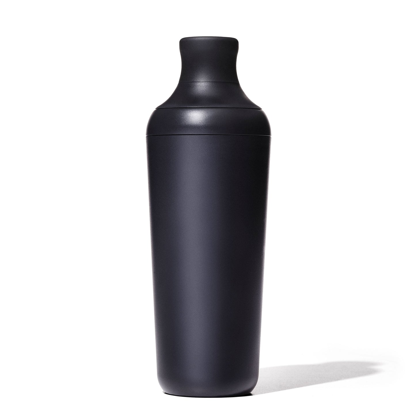 oxo-good-grips-plastic-cocktail-shaker-20-oz-590-ml-capacity-x7 gg_11327200_012221_06_rgb.jpg