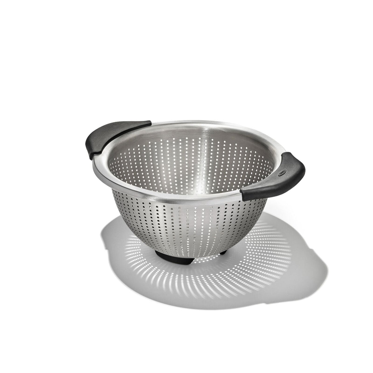 stainless-steel-3-qt-2-8l-colander-x6 gg_11330800_stainlesssteelcolander3qt_02_rgb.jpg