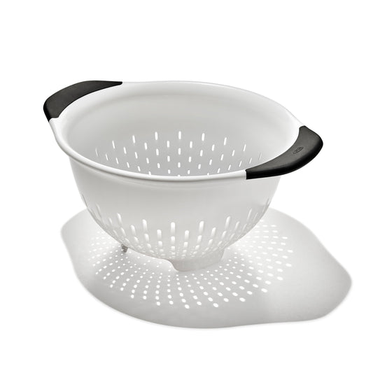 plastic-colander-g9 gg_11331000_plasticcolander3qt_apdp_00_main.jpg