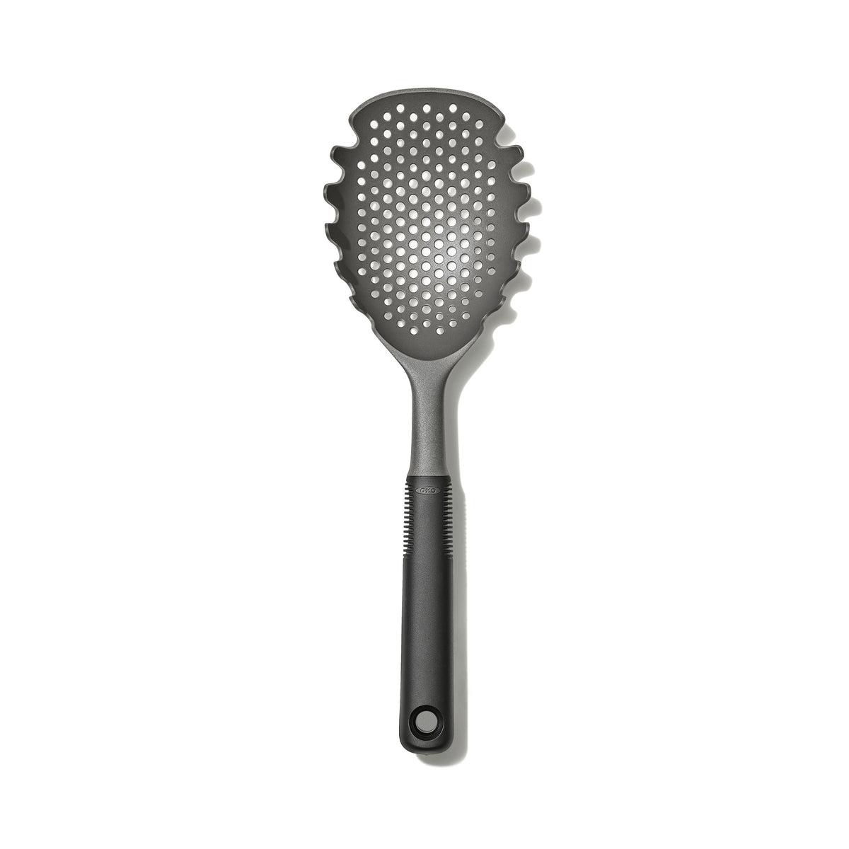 pasta-scoop-strainer-h1 gg_11338300_062221_04_rgb.jpg