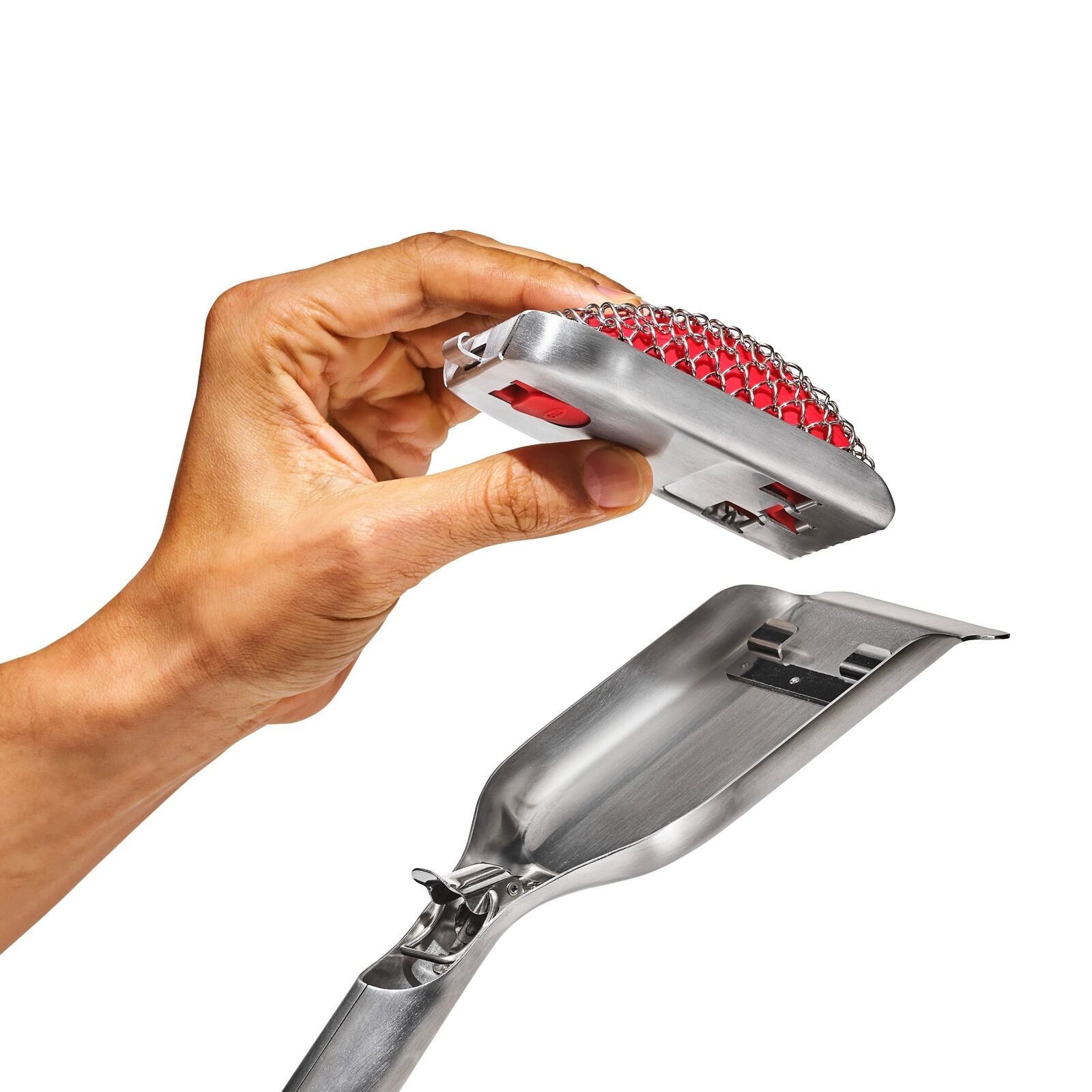 coiled-grill-brush-with-replaceable-head-o2 gg_11356300_coiledgrillbrush_04_p.jpg