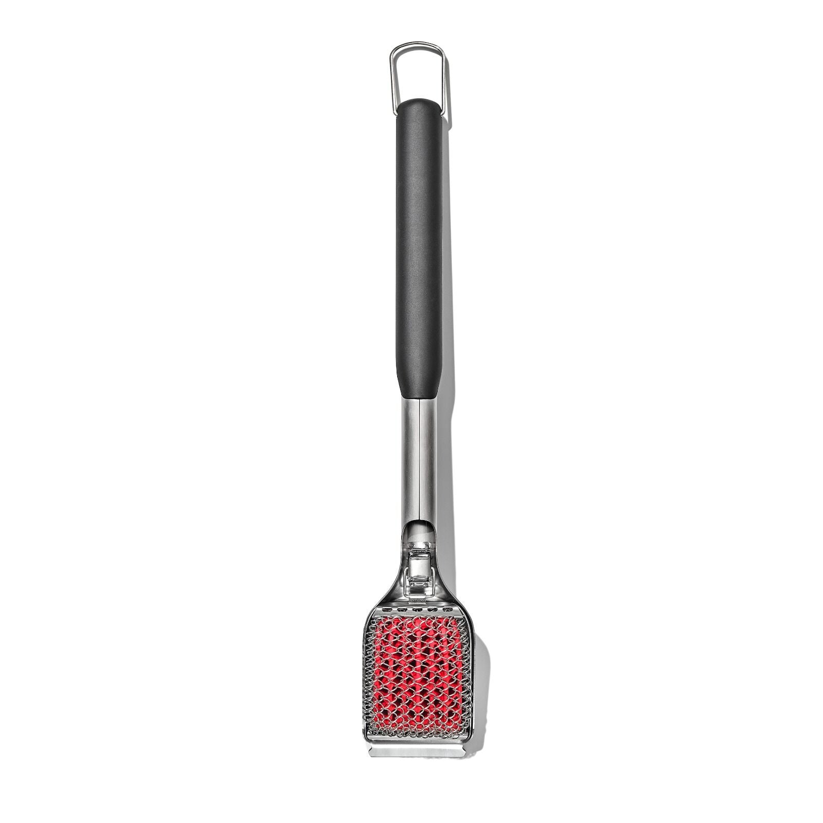 coiled-grill-brush-with-replaceable-head-o2 gg_11356300_coiledgrillbrush_05.jpg