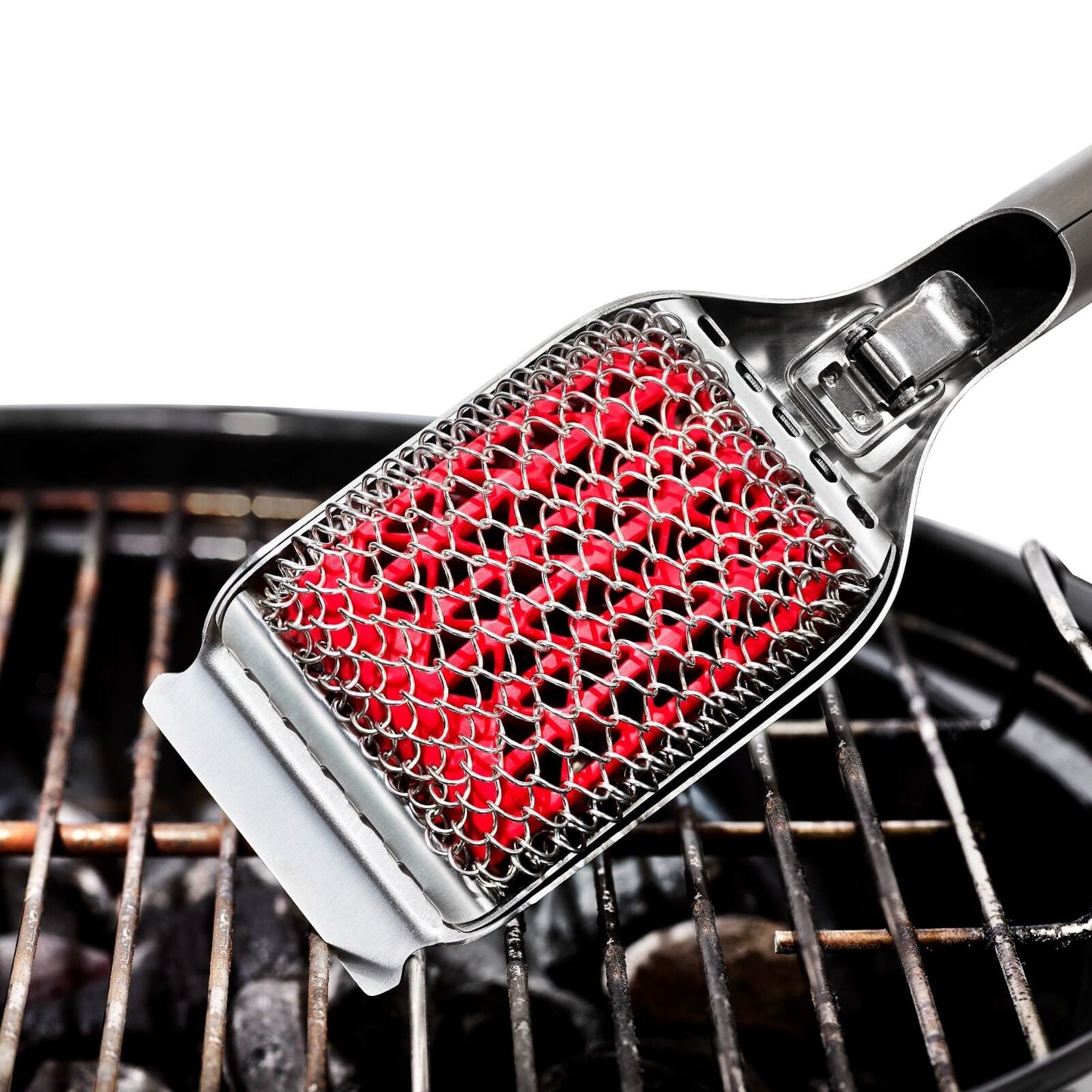 coiled-grill-brush-with-replaceable-head-o2 gg_11356300_coiledgrillbrush_pdp_04.jpg