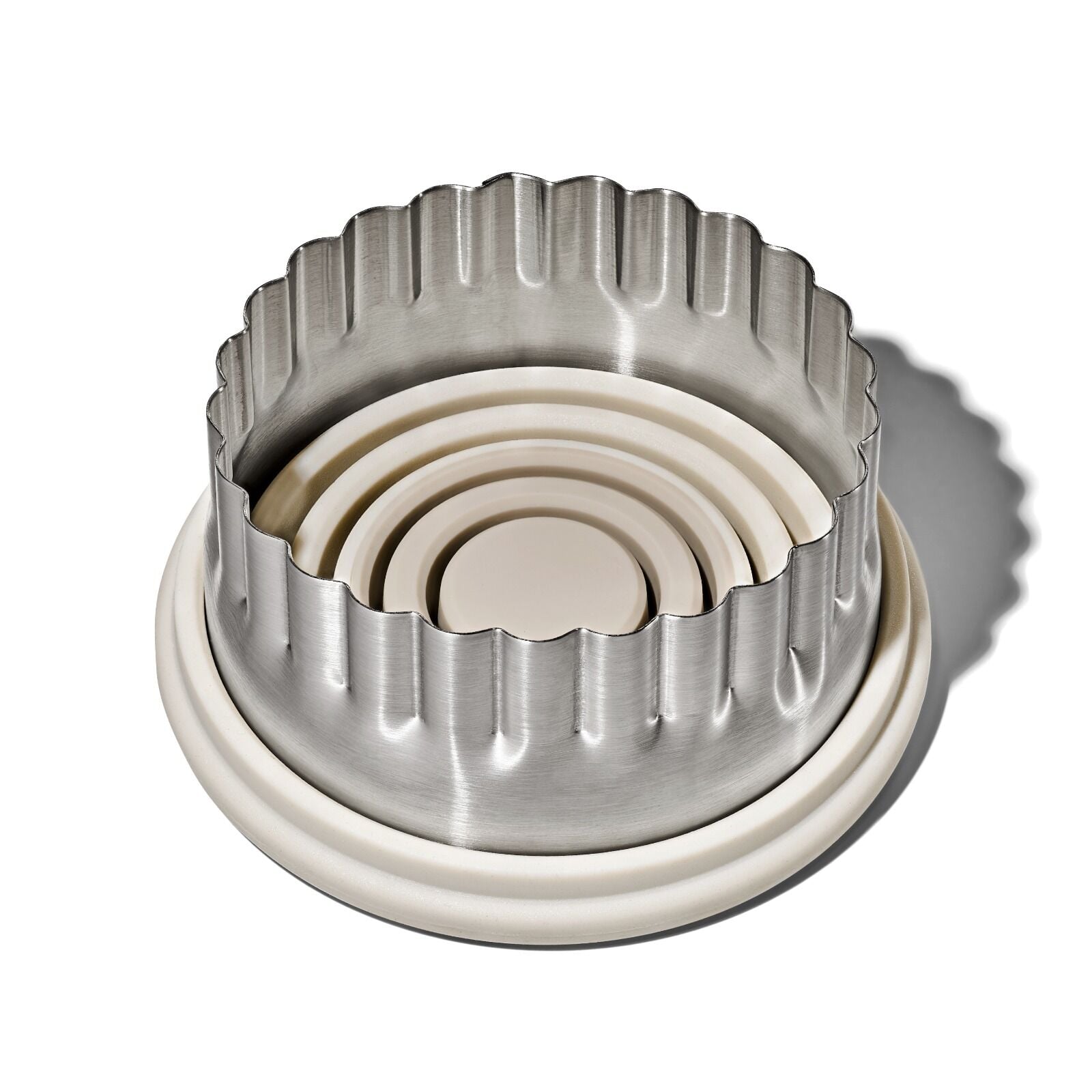double-sided-cookie-and-biscuit-cutter-f0 gg_11360600_cookiecutterset_pdp_05.jpg