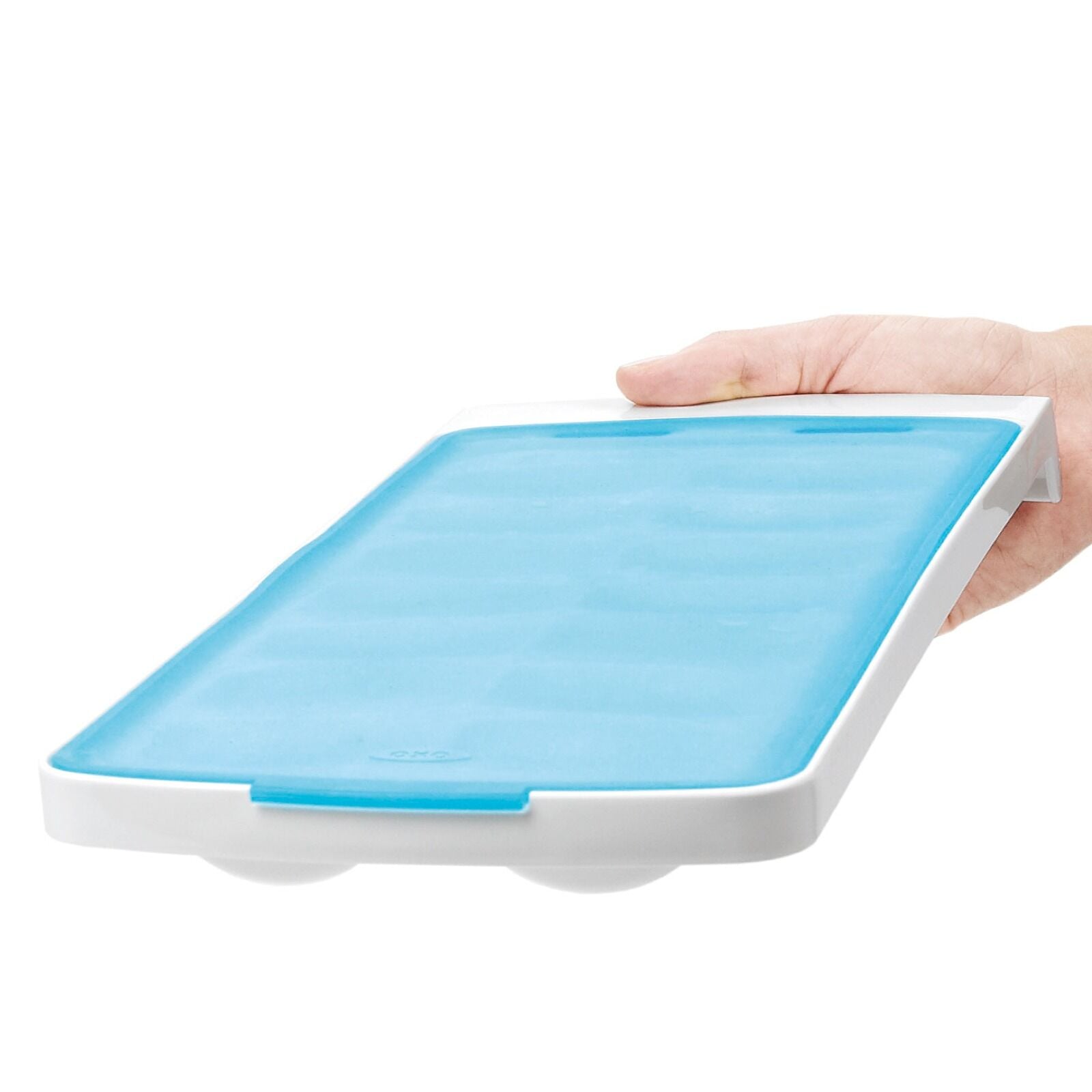 no-spill-ice-cube-tray-2-pack-d2 gg_11362000_nospillicecubetray2pk_pdp_03.jpg