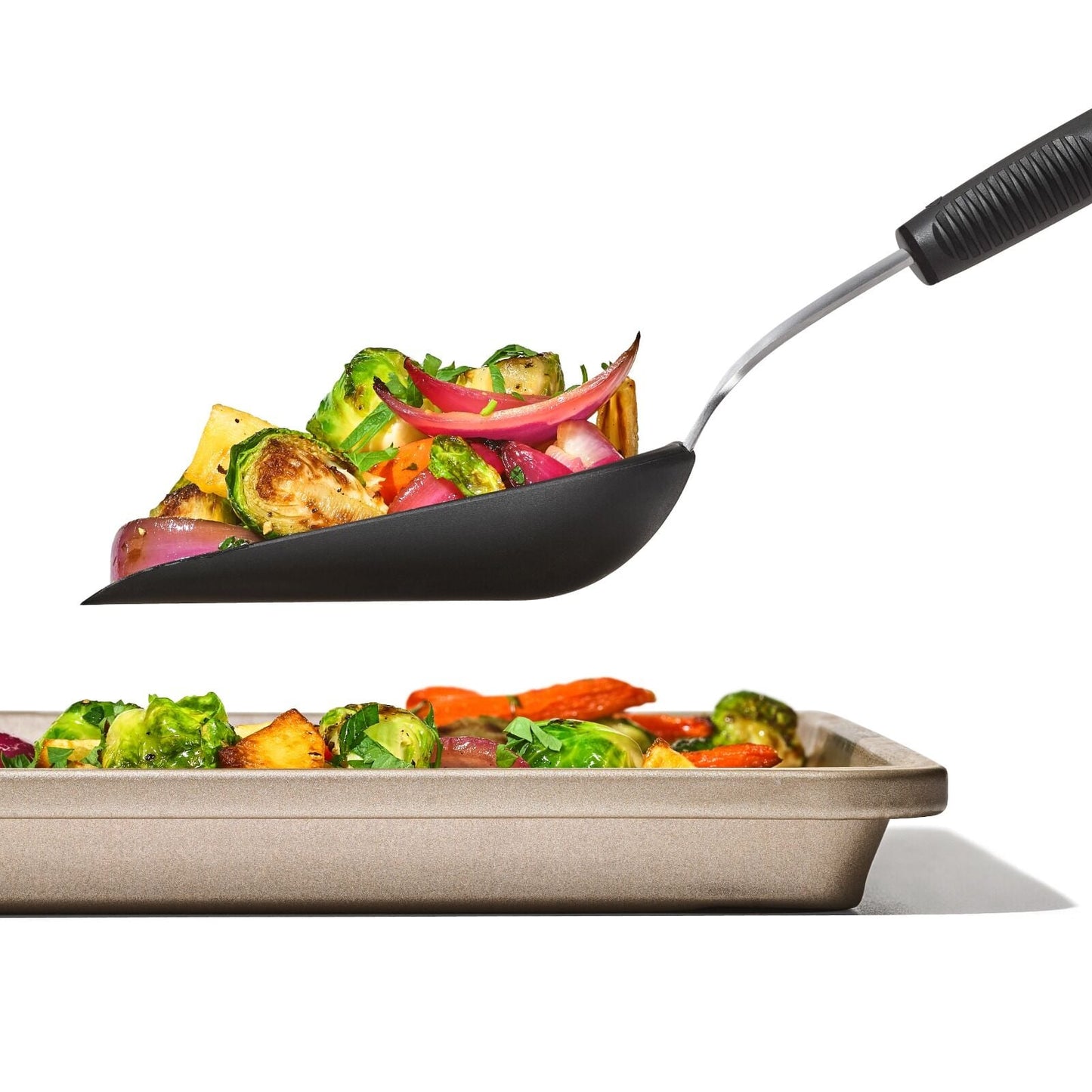 sheet-pan-scoop-j5 gg_11375300_sheetpanscoop_pdp_02.jpg