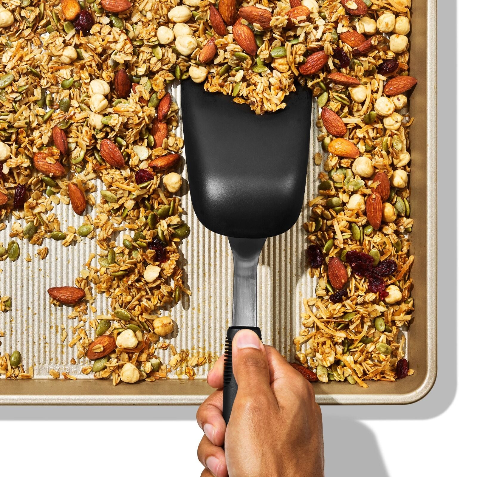 sheet-pan-scoop-j5 gg_11375300_sheetpanscoop_pdp_04.jpg