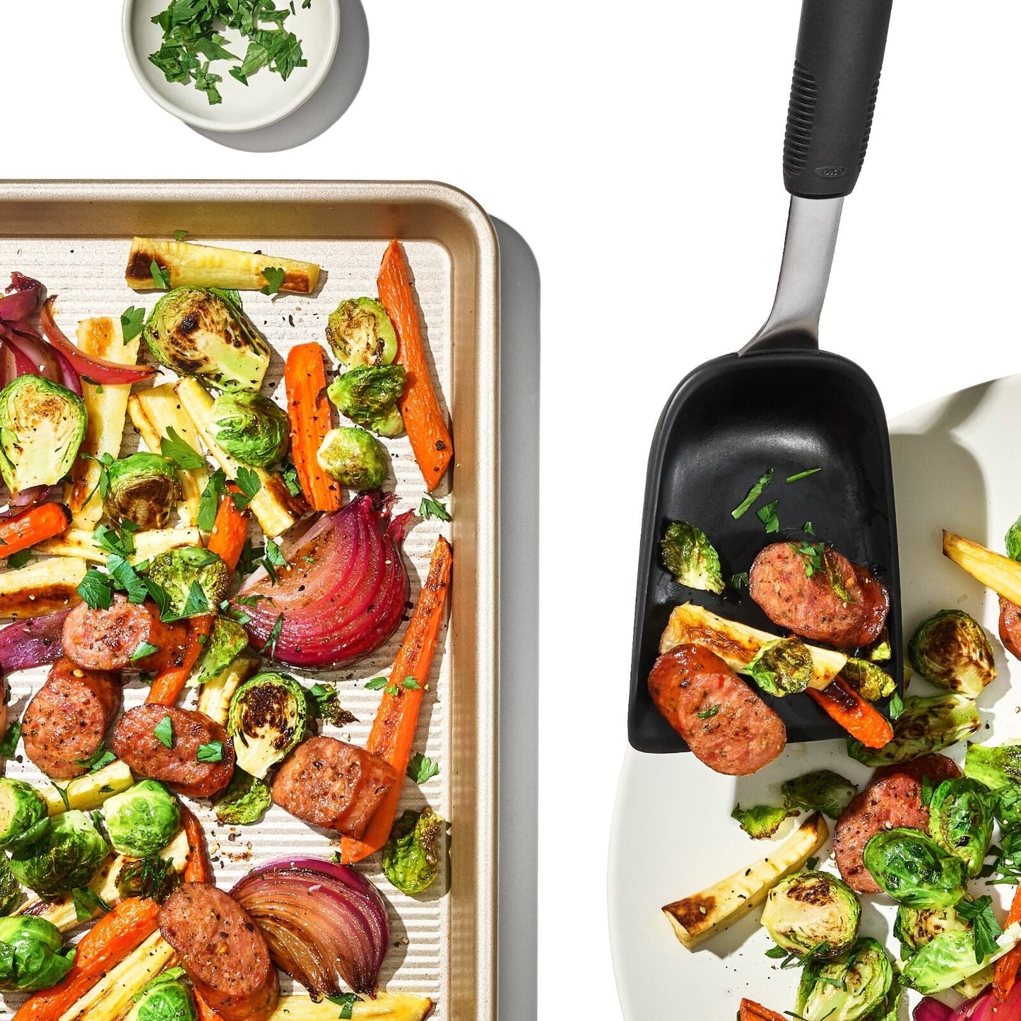 sheet-pan-scoop-j5 gg_11375300_sheetpanscoop_pdp_05.jpg