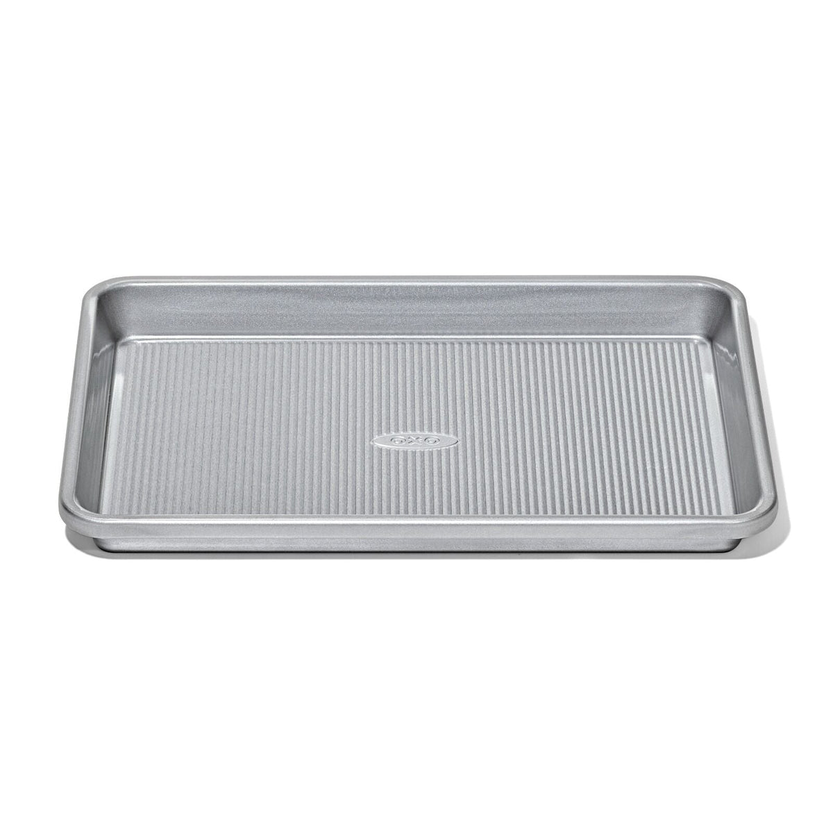 non-stick-pro-clear-coated-quarter-sheet-pan-w7 gg_11434900_quarter-sheet-pan_apdp_00_main.jpeg