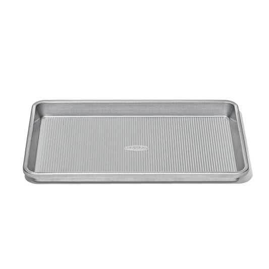 non-stick-pro-clear-coated-jelly-roll-pan-e9 gg_11435000_jelly-roll-pan_apdp_00_main.jpeg