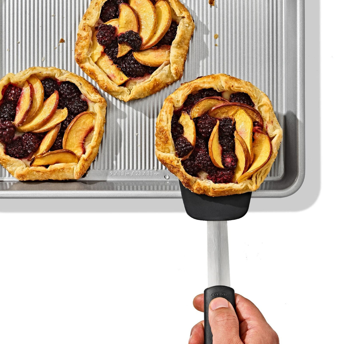 non-stick-pro-clear-coated-jelly-roll-pan-e9 gg_11435000_jelly-roll-pan_pdp_02.jpeg