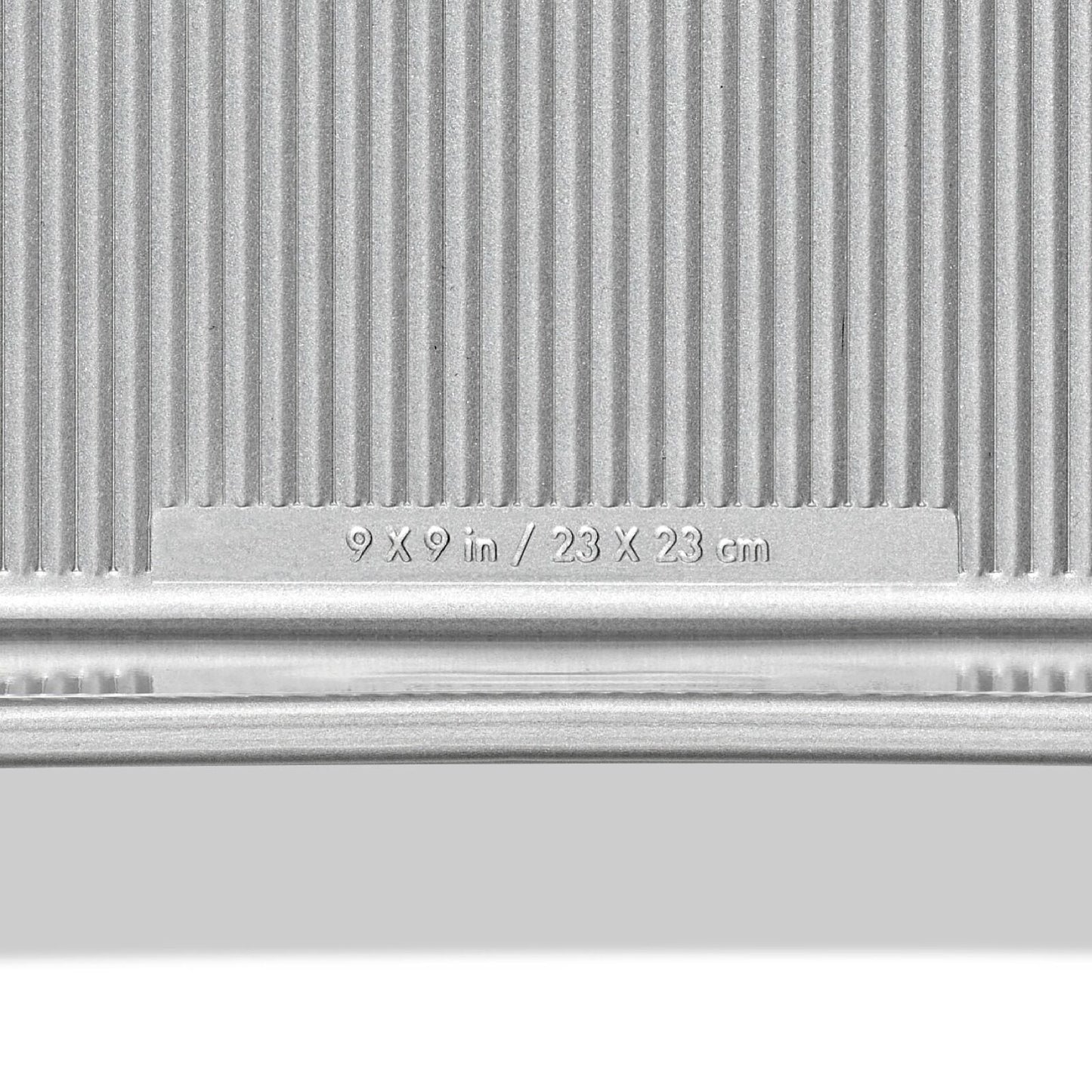 nonstick-pro-clear-coated-9in-square-cake-pan-d8 gg_11435200_9in-square-cake-pan_pdp_06.jpeg