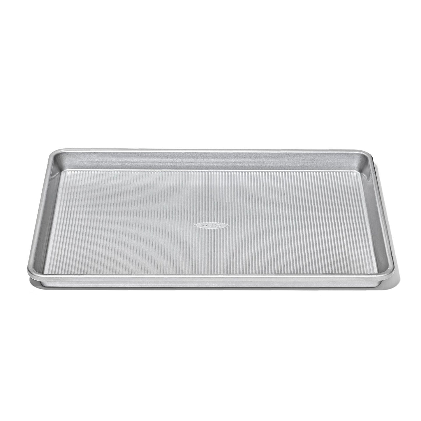 non-stick-pro-clear-coated-half-sheet-pan-j6 gg_11435300_half-sheet-pan_apdp_00_main.jpeg