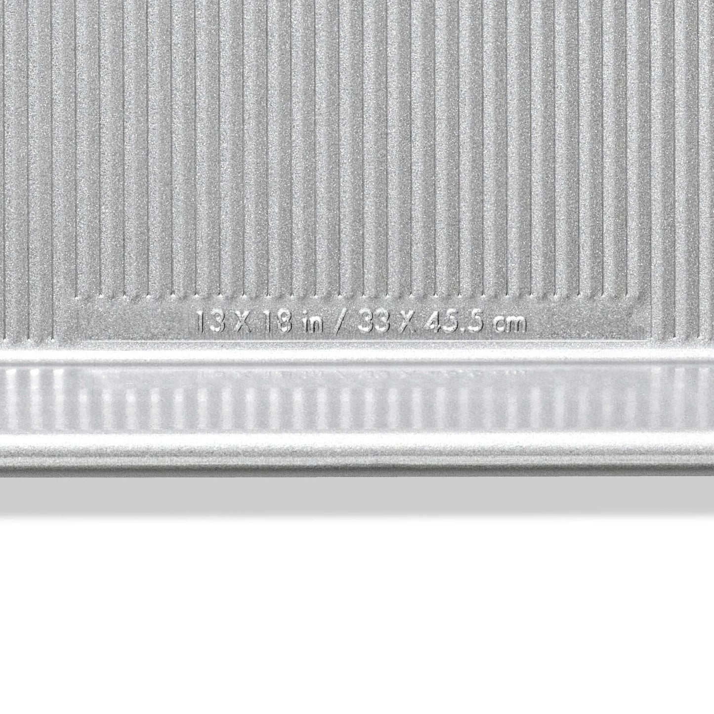 non-stick-pro-clear-coated-half-sheet-pan-j6 gg_11435300_half-sheet-pan_pdp_05.jpeg