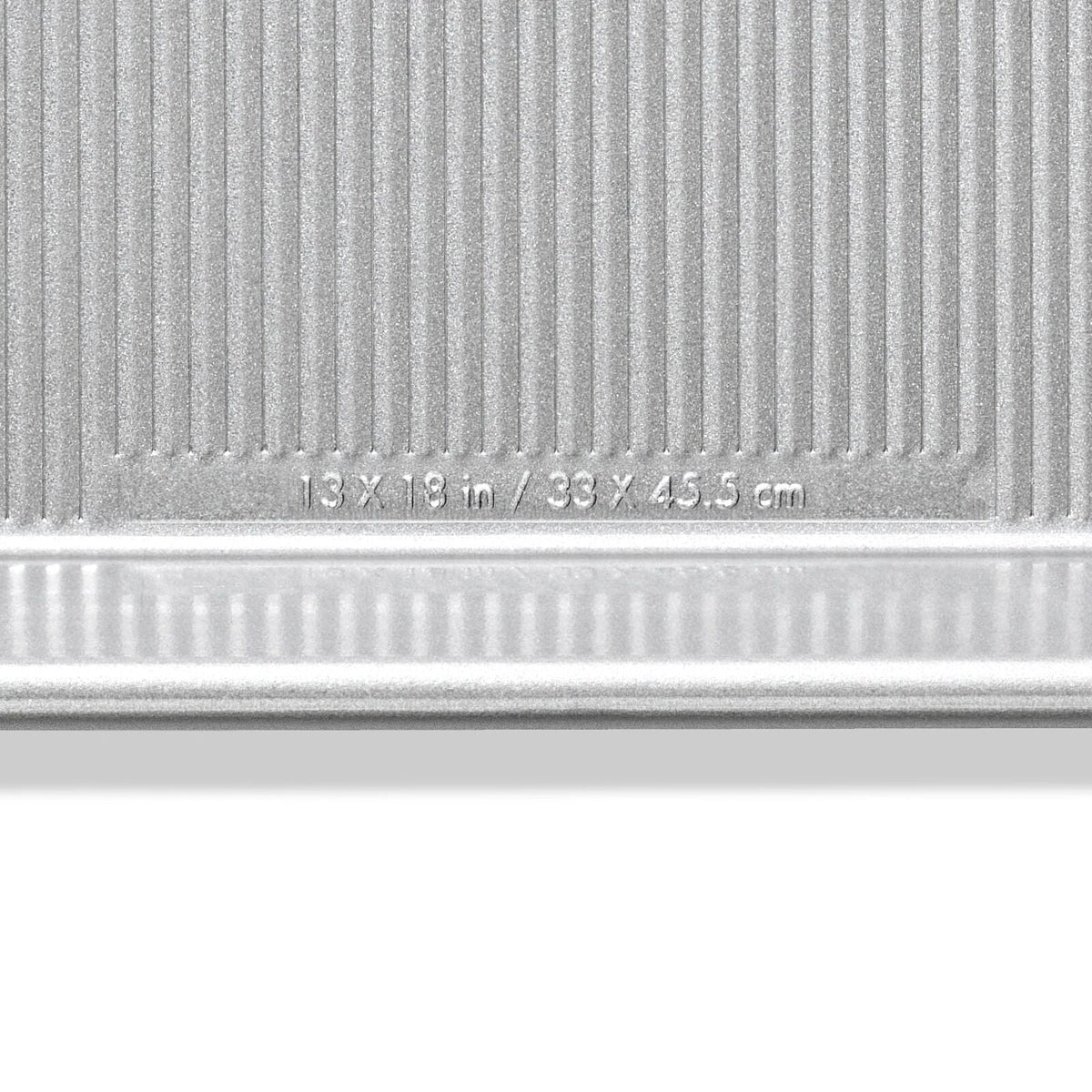 non-stick-pro-clear-coated-half-sheet-pan-j6 gg_11435300_half-sheet-pan_pdp_05.jpeg