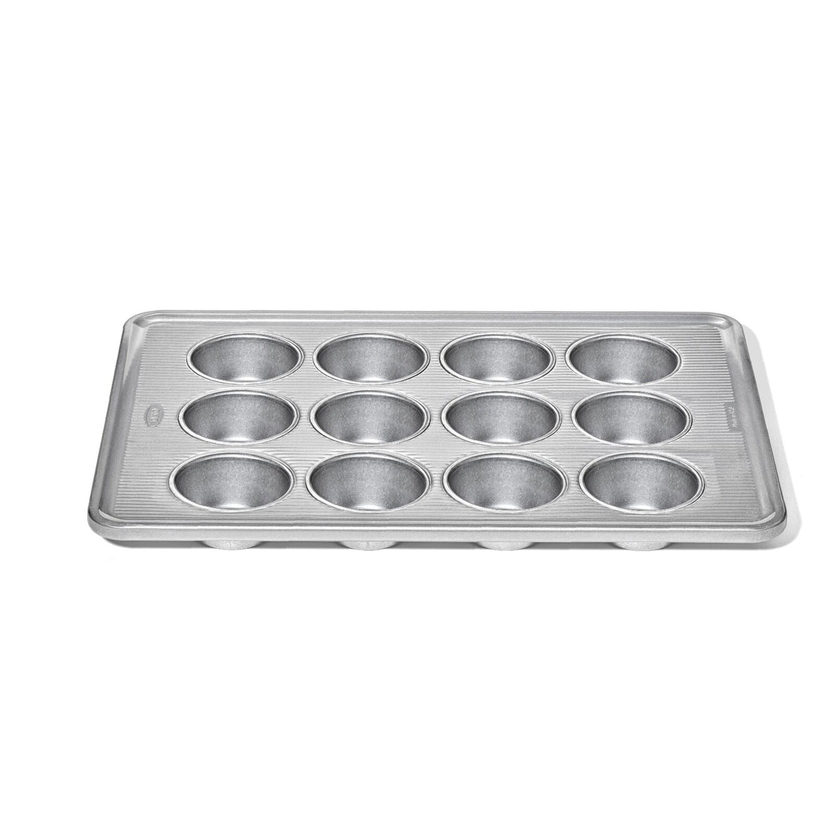 non-stick-pro-clear-coated-12-cup-muffin-pan-m7 gg_11435600_12-cup-muffin-pan_apdp_00_main.jpeg