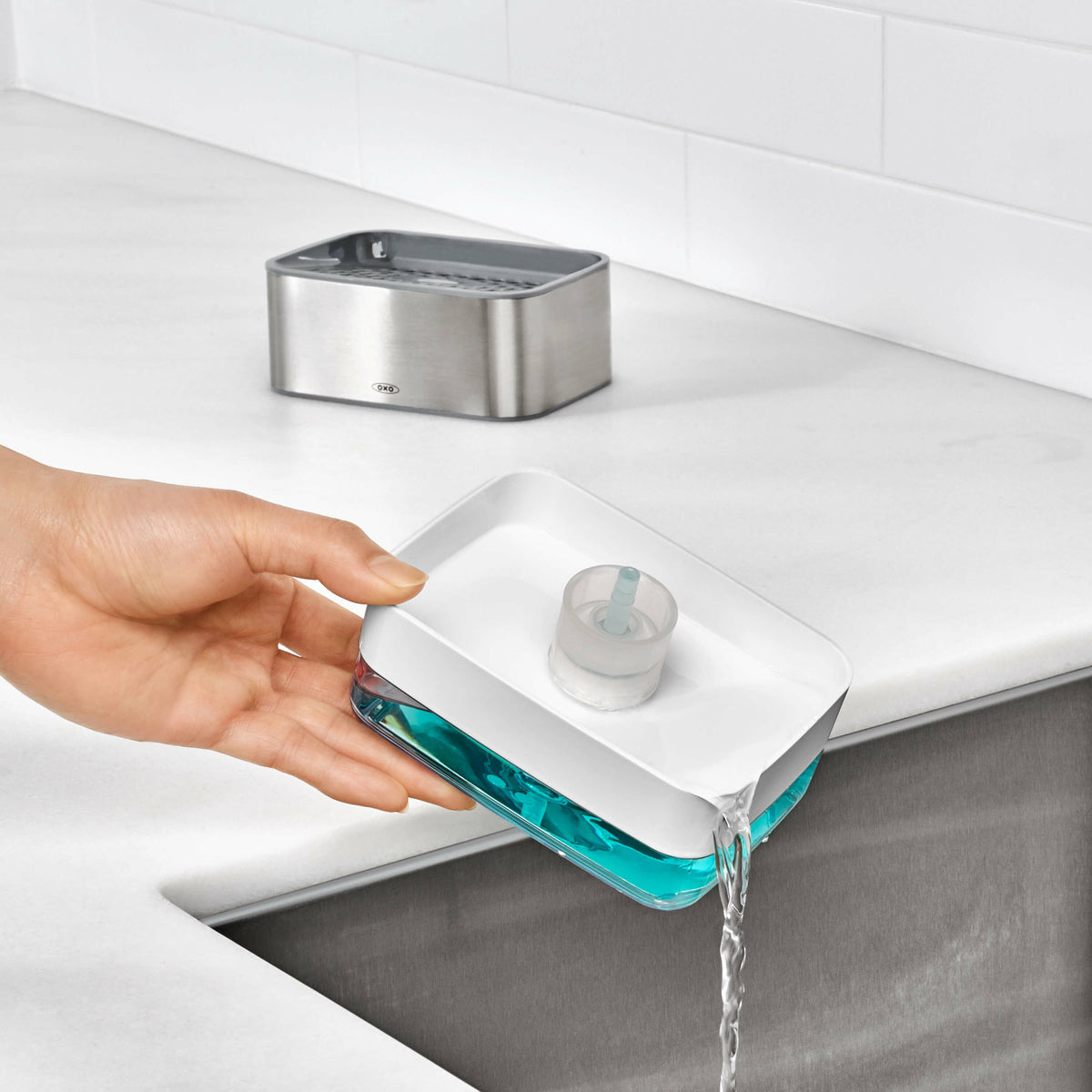 soap-dispensing-sponge-holder-q6 gg_12246400_4a_1_.jpg