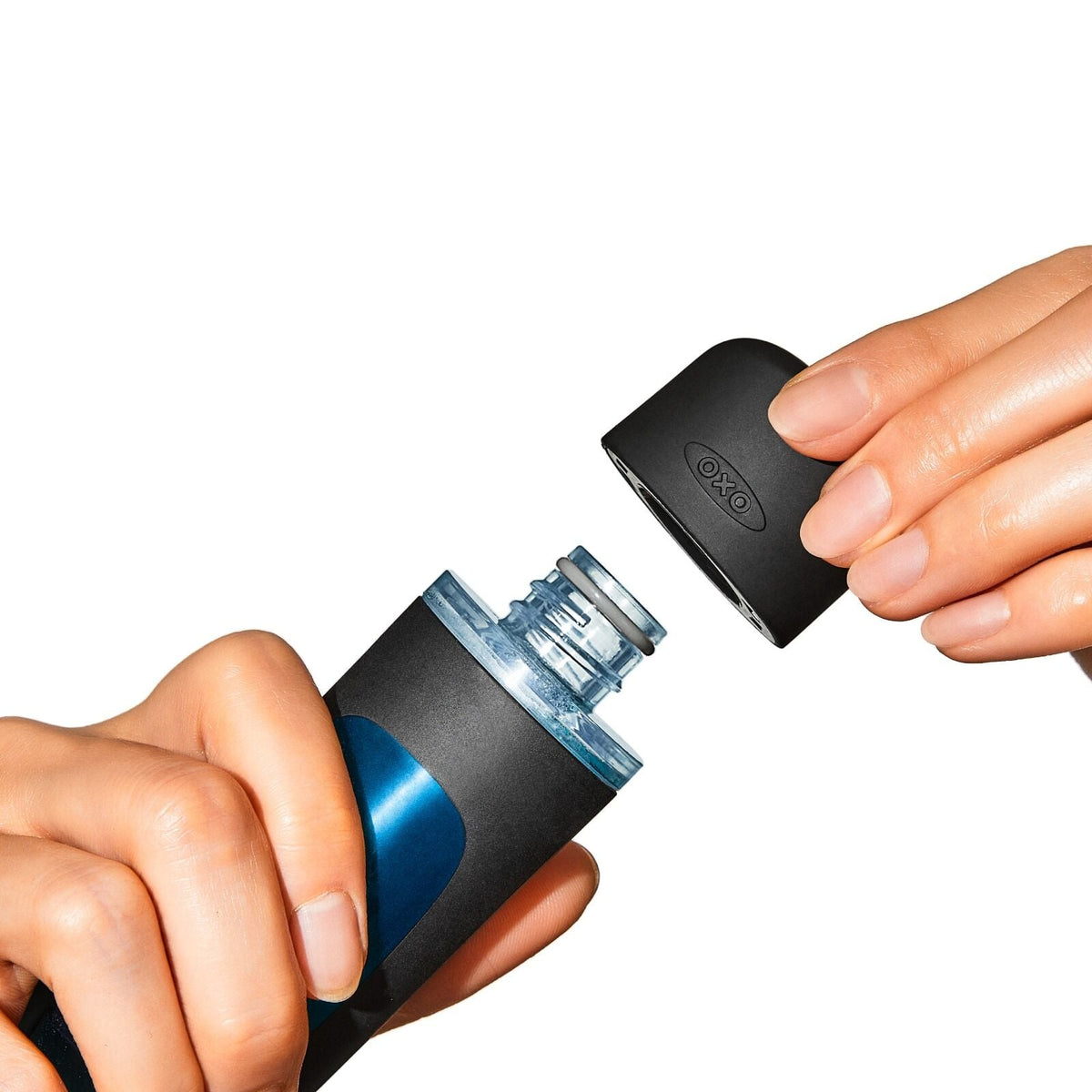 soap-dispensing-dish-scrub-e1 gg_12361600_soapdispensingdishscrub_pdp_06.jpg